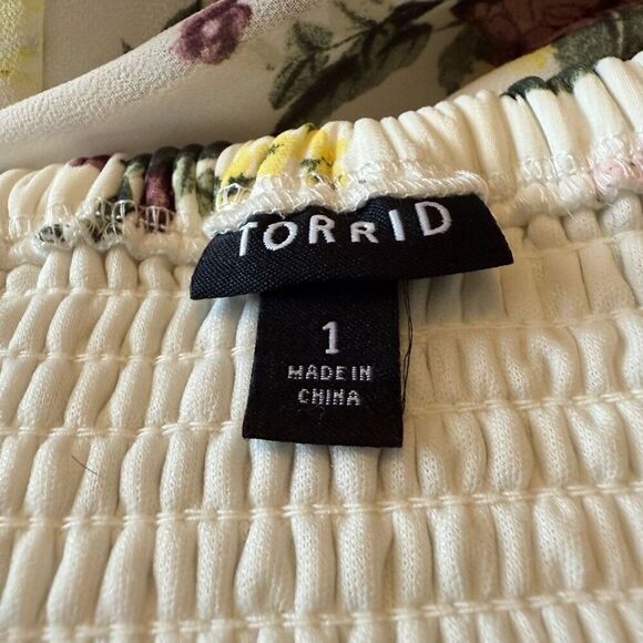 Torrid Floral Chiffon Empire Waist, Asymmetric Hem Dress Size 1X Soft Girl - Picture 8 of 14